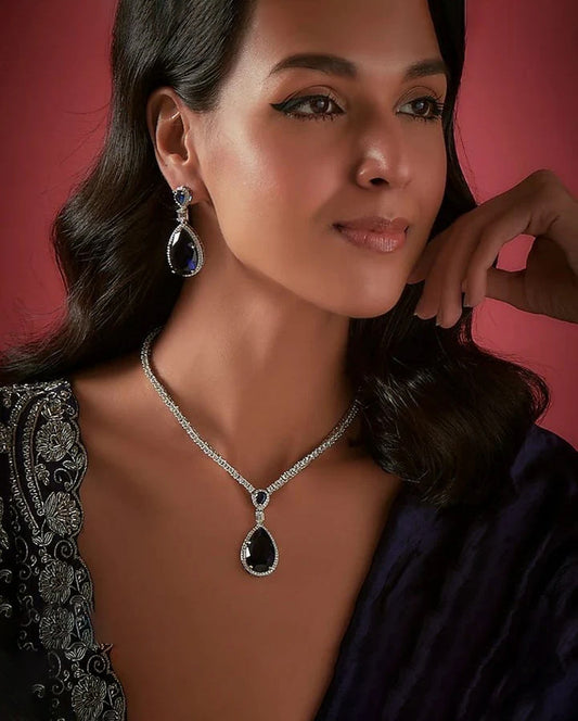 White Finish Diamond & Synthetic Sapphire Stone Necklace Set.💫