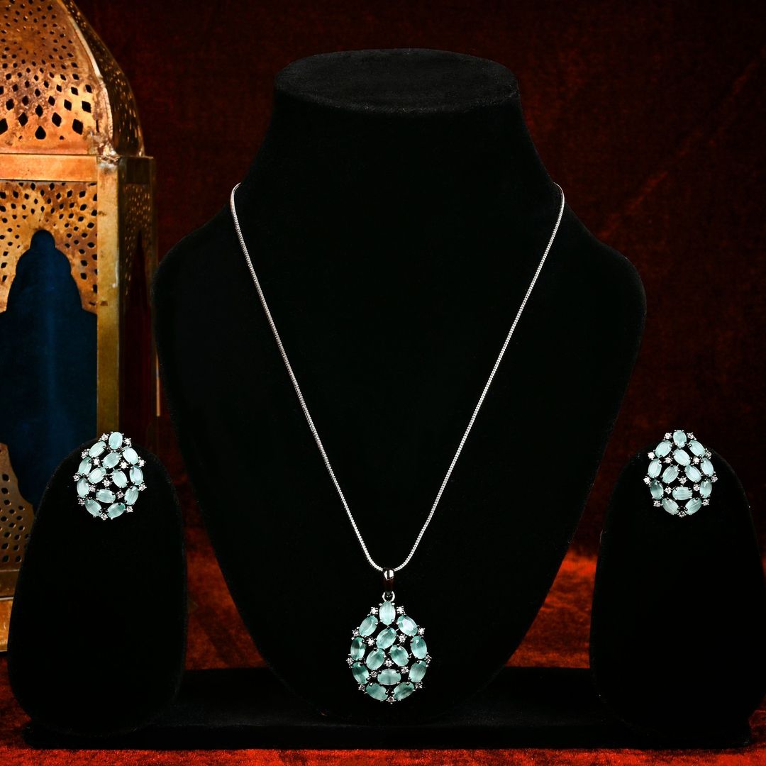Rhodium Finish Turquoise Crystal &amp; Cubic Zirconia Pendant Necklace.💫