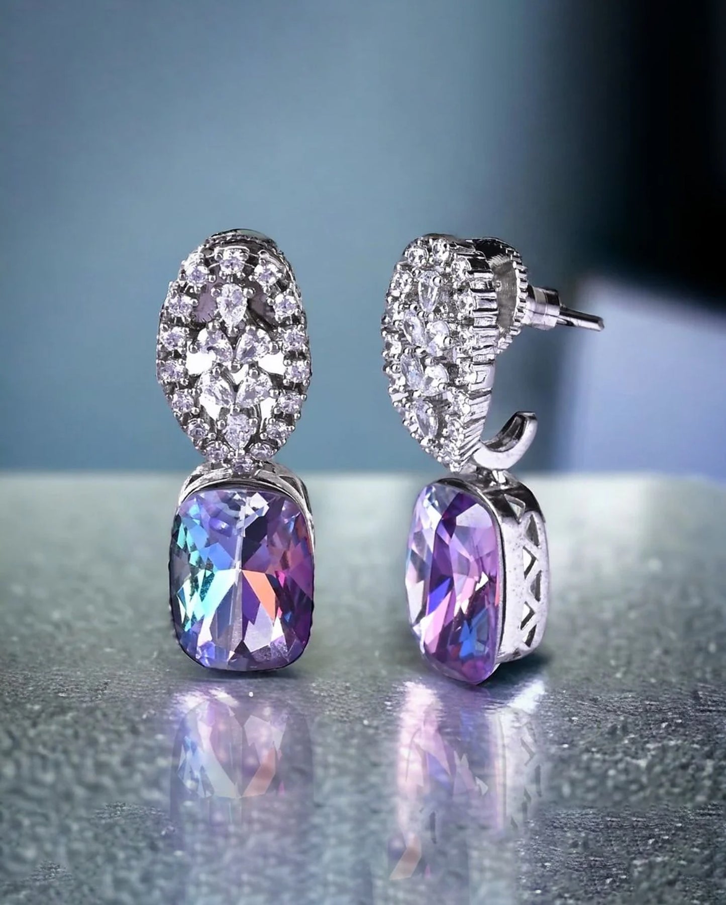 Swarovski Crystal Earrings.💫